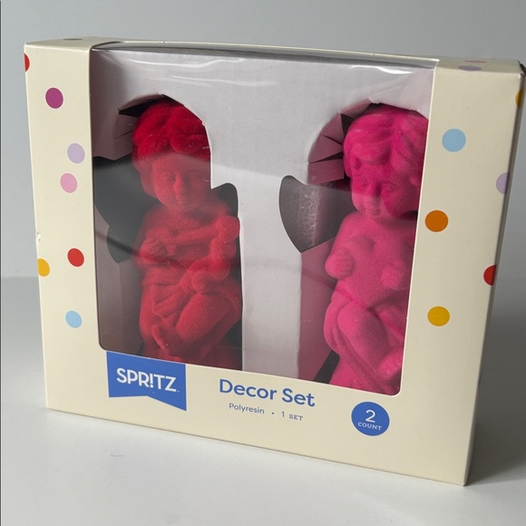 Spritz Cupids Figurals in Pink and Red - Picture 2 of 11